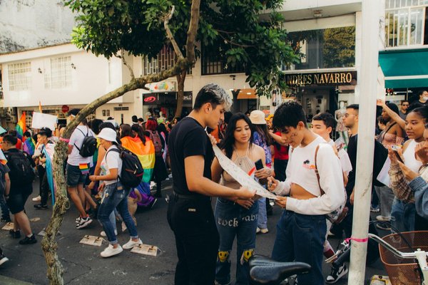 Arnaques sur les réseaux sociaux : influenceurs sous le feu des projecteurs