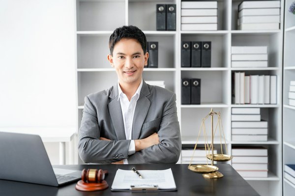 Avocat en droit des affaires à paris : votre expert à portée de main